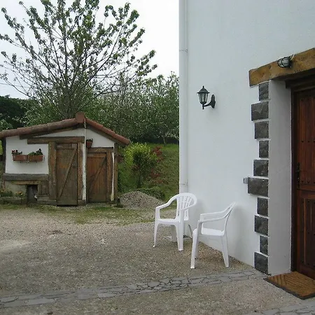 Kostegi Alojamento de Turismo Rural *